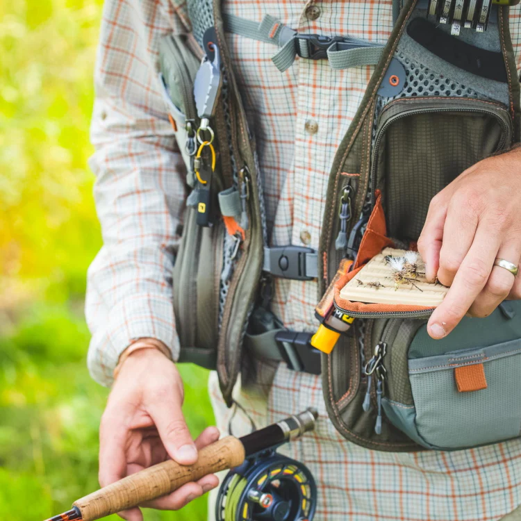 Fishpond Sagebrush Pro Mesh Vest - Image 3