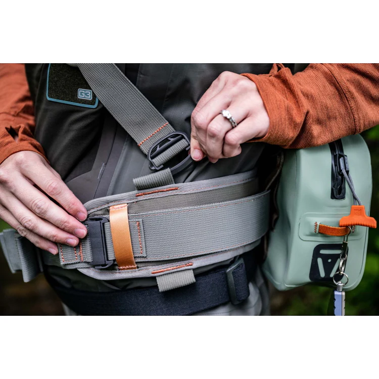 Fishpond Thunderhead Submersible Lumbar Pack - Eco Yucca - Image 10
