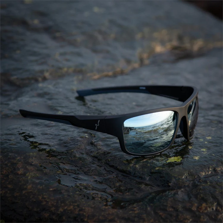 Guideline Experience Sunglasses - Grey/Green Lens Silver Mirror Coating - Image 2