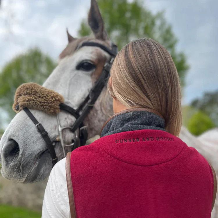 Gunner and Hound Ladies Tweed Incorporated Gilet - Cranberry - Image 5