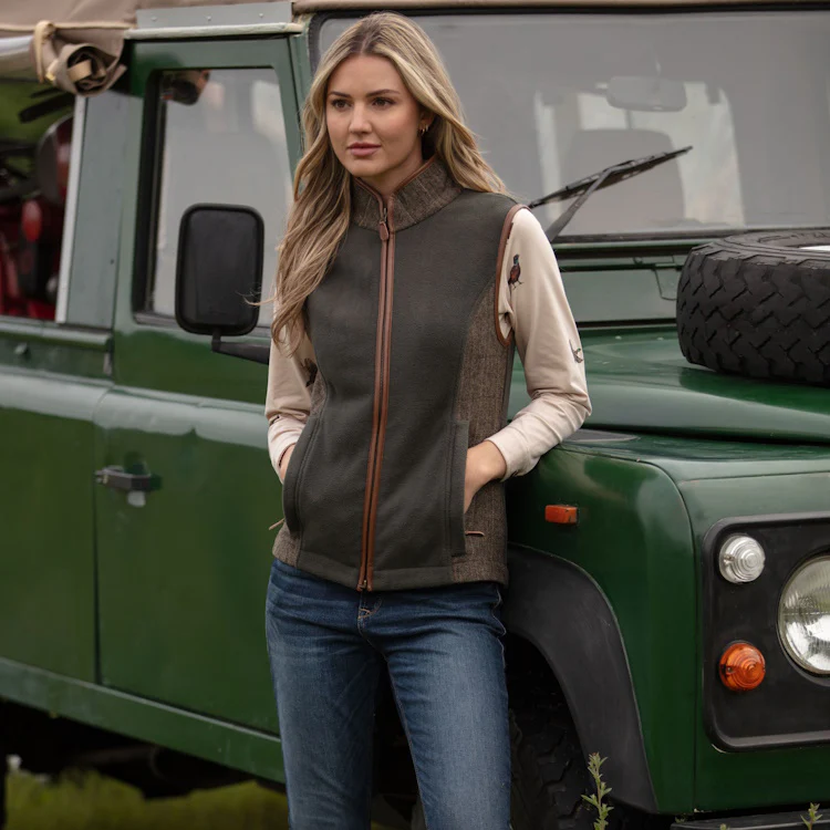 Gunner and Hound Ladies Tweed Incorporated Gilet - Forest Green - Image 3