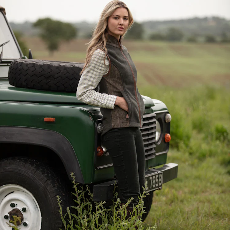 Gunner and Hound Ladies Tweed Incorporated Gilet - Forest Green - Image 6