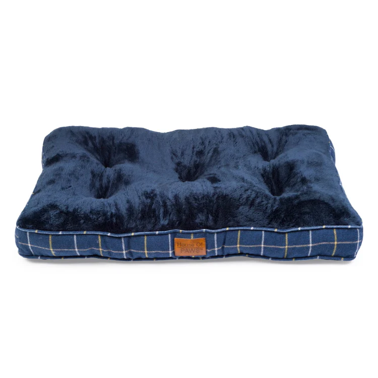 House of Paws Tweed Boxed Dog Duvet - Navy Check - Image 2