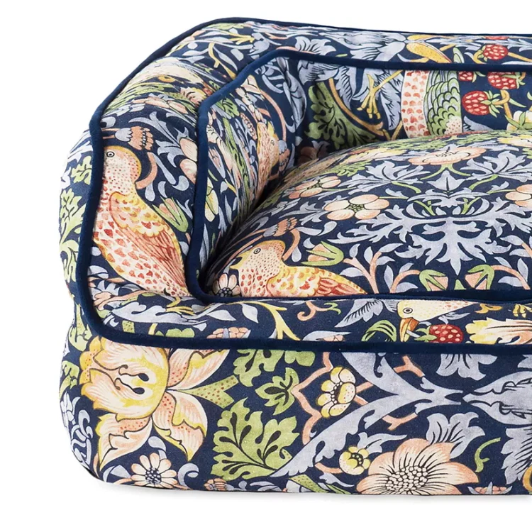 Morris and Co Pet Sofa - Strawberry Thief - Image 6
