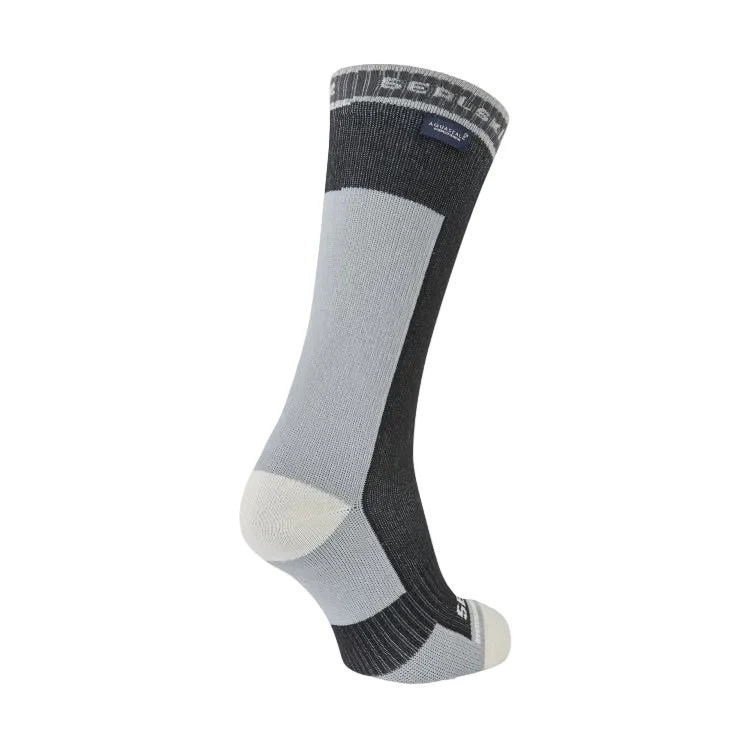 Sealskinz Holverstone Waterproof Mid Length Lightweight Running Socks - Image 2