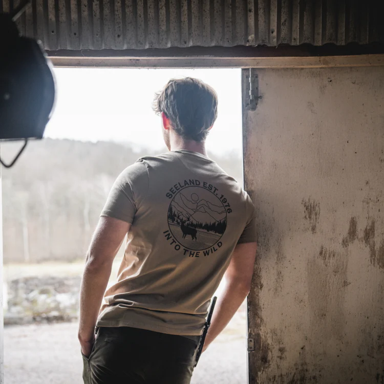 Seeland Hunting Landscape T-Shirt - Covert Green - Image 4