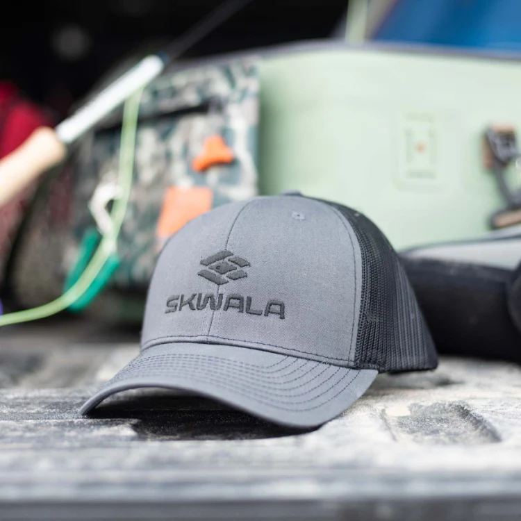 Skwala Icon Mid Trucker Cap - Charcoal/Black - Image 2