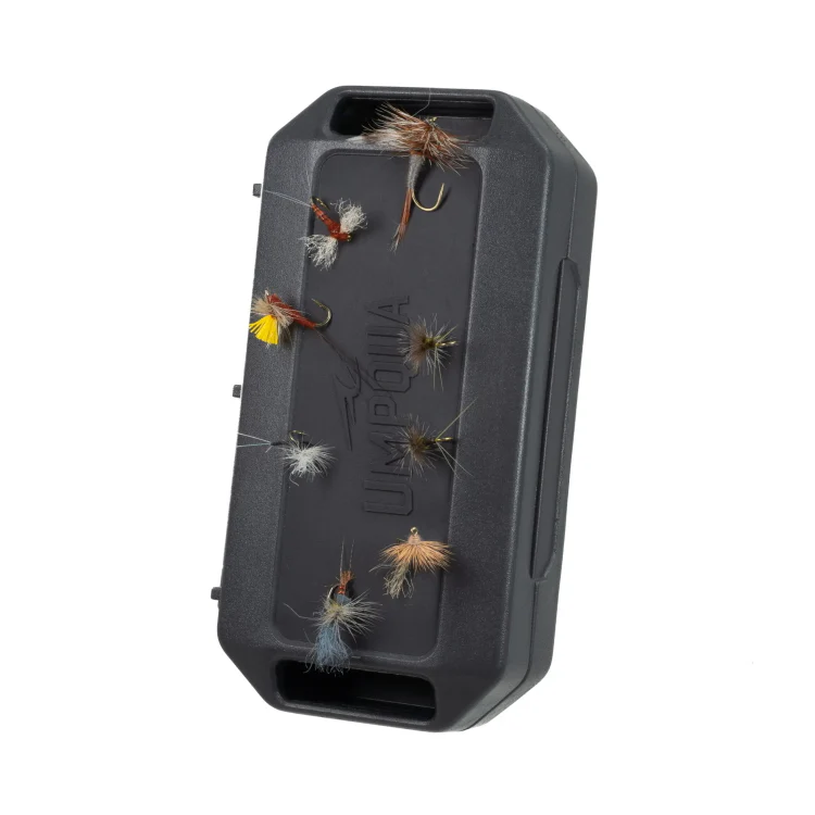 Umpqua Link Hatchvault Essential